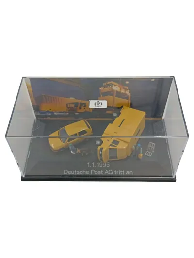 Deutsche Post Modellfahrzeug Diorama 1.1.1995 AG tritt an VW Golf Transporter