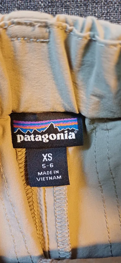 Patagonia Kinder Outdoor Hose Beige Gr. 116 Nylon Wanderhose