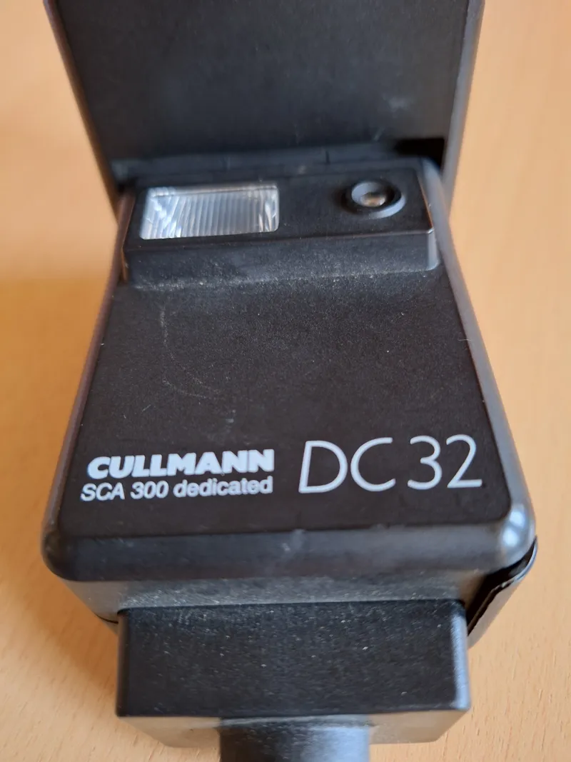 Cullmann DC 32 Blitzgerät Aufsteckblitz SCA 300 dedicated Schwarz 5
