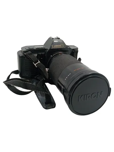 Canon T70 Analoge Spiegelreflexkamera + Kiron 28-210mm f, 4-5.6 Objektiv Schwarz