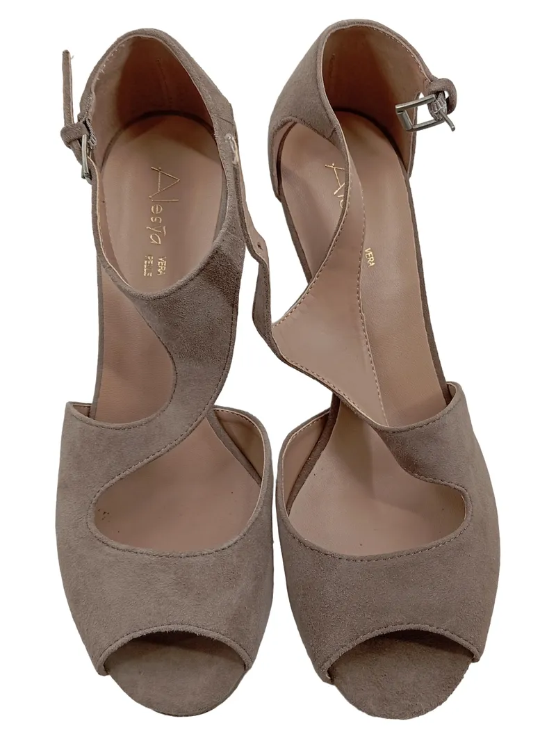 Alesya Damen Plateausandalen Beige Leder Gr. 38 Blockabsatz Elegant 2