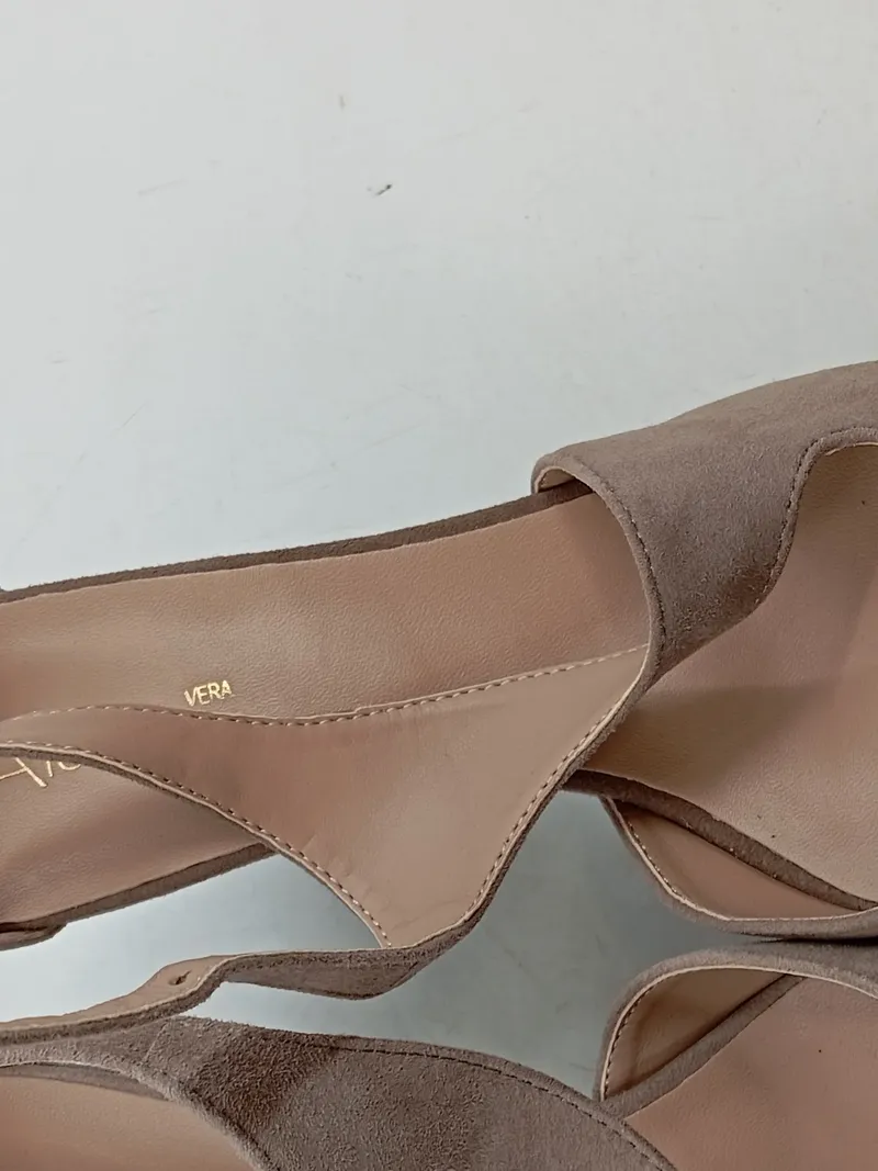 Alesya Damen Plateausandalen Beige Leder Gr. 38 Blockabsatz Elegant 5