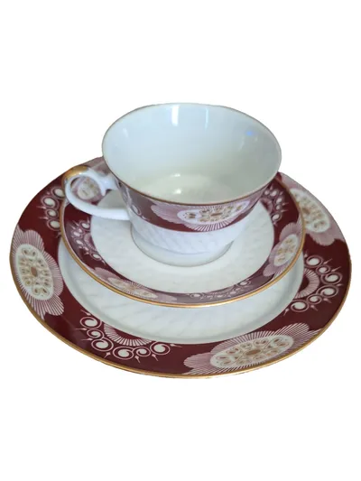 Freiberger Porzellan Sammelgedeck Tasse Untertasse Teller Vintage Weiß