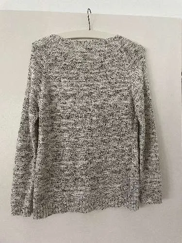 FEE RED Damen Pullover Gr. S Grau Meliert Kettenverzierung Strick
