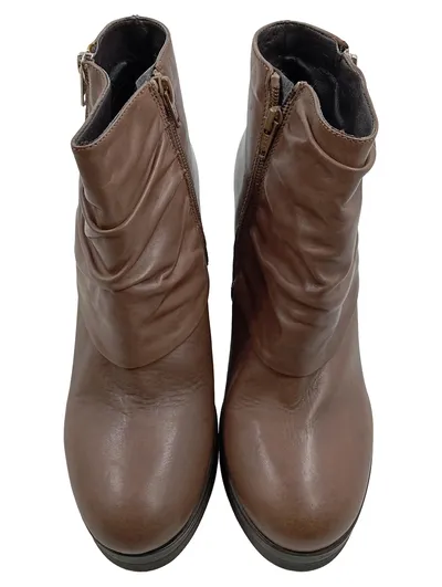 Alesya Damen Stiefeletten Braun Leder Absatz 11,5 cm Gr. 39 Elegant