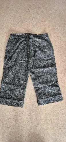 VERO MODA Damen Caprihose Stoffhose Tweed Fischgrät Gr. 36 Grau