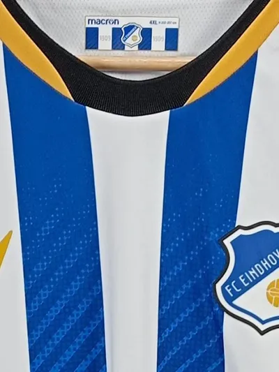 Macron FC Eindhoven Fußball Trikot Herren Gr. 58 4XL Blau Gestreift