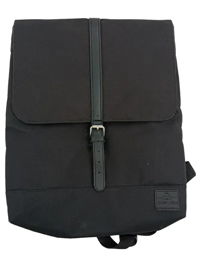 Johnny Urban Rucksack Modell Mia Damen Schwarz Minimalistisch
