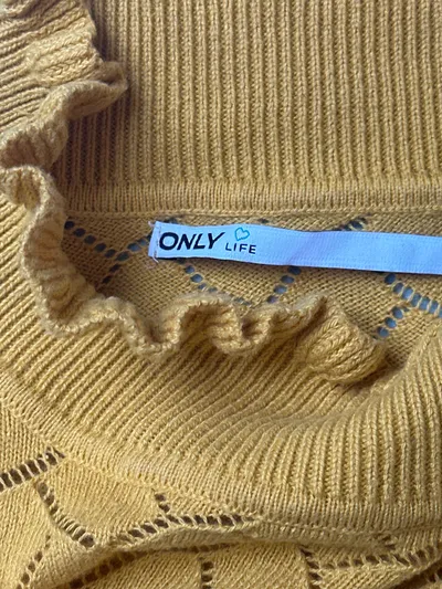 ONLY Damen Pullover Strickpullover Lochmuster Rüschen Gelb Gr. XS