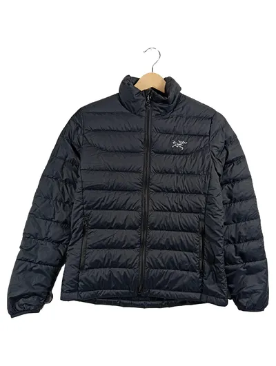 Arc'teryx Steppjacke Daunenjacke Damen Gr. 38 M Schwarz Outdoor