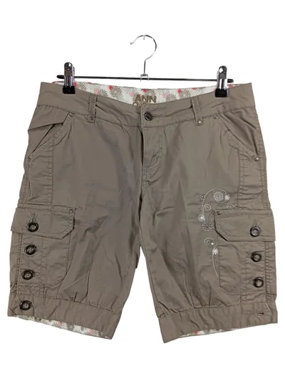 Ann Christine Damen Cargohose Shorts Beige Größe 38 Stickerei Casual