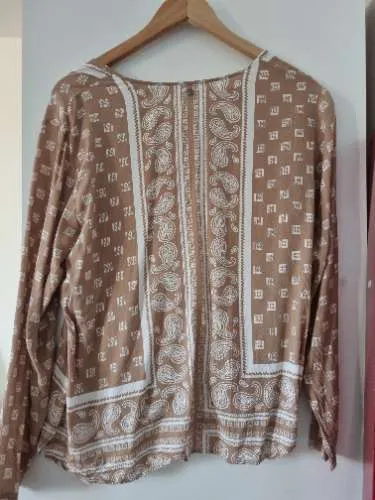 Gerry Weber Edition Bluse Damen Gr. 40 Paisley Beige V-Ausschnitt