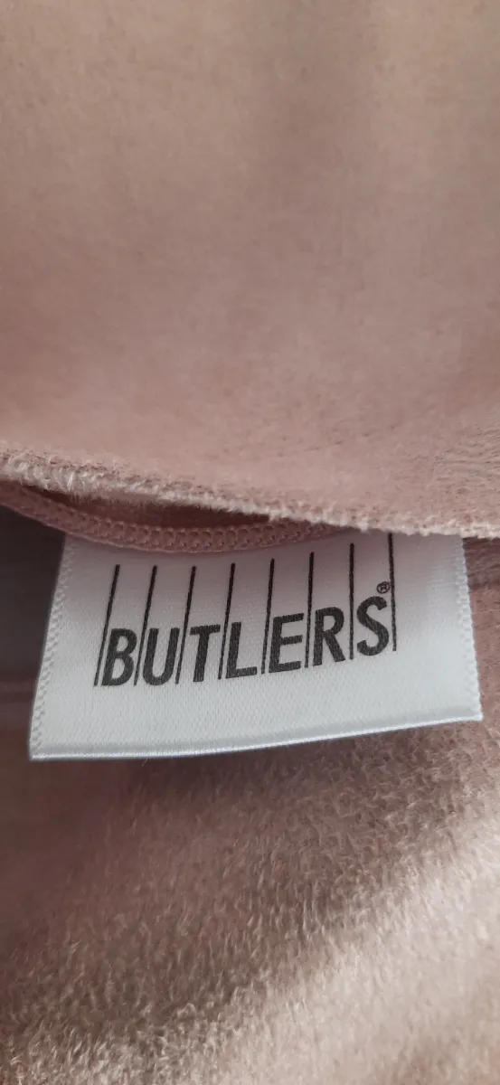 BUTLERS Dekokissen Fellimitat Rosa 41x41 cm Kissen Schaffell Optik Modern 3