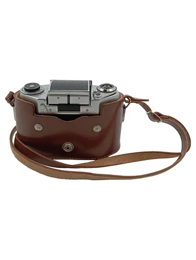 Exa EXA 1a Analoge Spiegelreflexkamera mit Ledertasche & Tragegurt