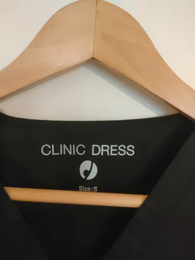 CLINIC DRESS Kasack Arbeitskleidung Schwarz Gr. S Damen V-Ausschnitt