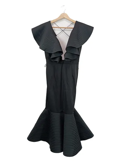 ASOS Damen Kleid Rüschen Meerjungfrau Schwarz Gr. 38 Festlich Elegant