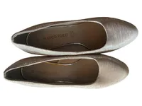 Marco Tozzi Damen Pumps Elegant Silber Leder Gr. 35, 36 Ungleiches Paar 1