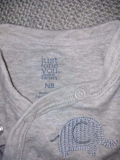 Carter's Baby Body Langarmshirt Wickelshirt Beige Meliert Elefant Gr. 44 NB