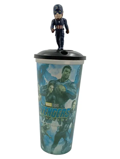 Marvel Avengers Endgame Fan Becher 0,5L mit Captain America Figur Kino