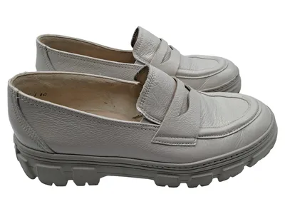 Paul Green Damen Loafer Slipper Lackleder Beige Plateau Gr. 6.5 / 39.5