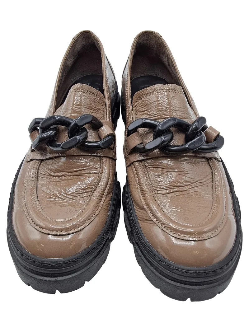 Paul Green Damen Slipper Lackleder Kette Braun Gr. 6.5 / EU 39.5 1