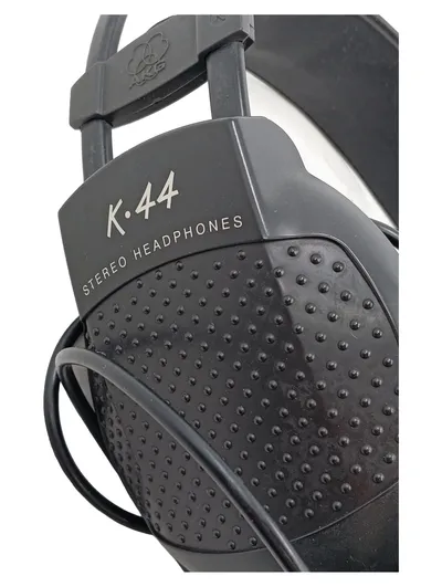 AKG K-44 Stereo Kopfhörer On-Ear kabelgebunden Schwarz 6,3mm Klinke