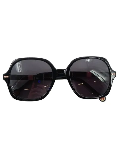 Carolina Herrera Sonnenbrille Damen Schwarz Elegant mit Etui