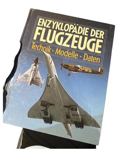 Flugzeuge Enzyklopädie Technik Modelle Daten Nachschlagewerk Hardcover
