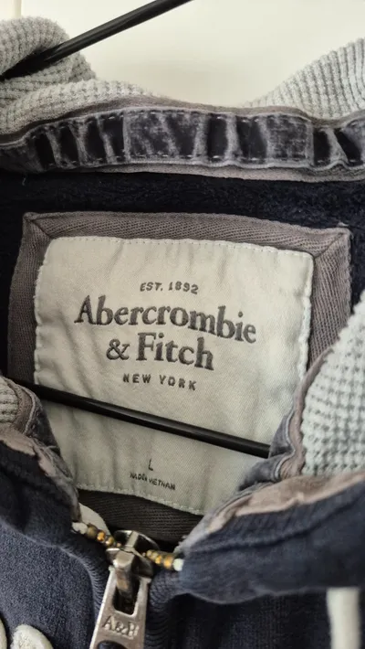 Abercrombie & Fitch Damen Sweatjacke Blau Gr. 40 L Logo-Print Kapuze