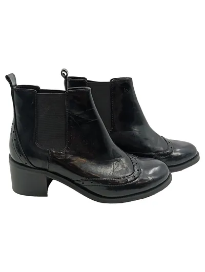 Damen Chelsea Brogue Stiefelette Schwarz Gr. 37 Blockabsatz Lackleder