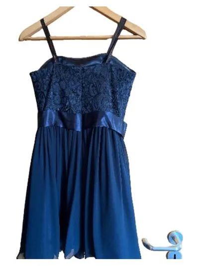 Laona Damen Abendkleid Minikleid Blau Gr. 38 Spitze Schleife Elegant