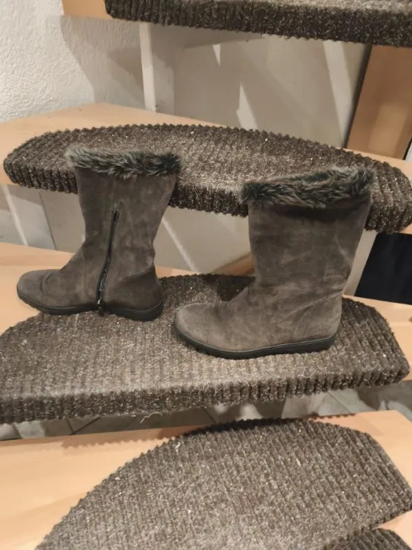 Caprice Damen Winterstiefel Wildleder Fellbesatz Braun Gr. 38 3