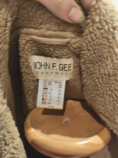 John F. Gee Damen Lammfelljacke Beige Gr. 36 Vintage