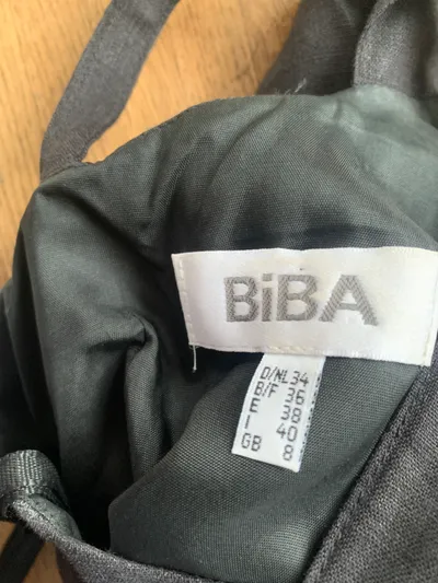 BiBA Damen Sommerkleid Freizeitkleid Schwarz Gr. 34 XS Leinen Klassisch