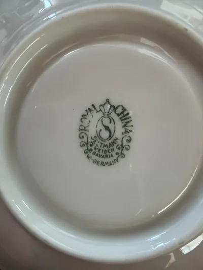 Seltmann Weiden Kaffeeservice Royal China Porzellan Blumenmuster Weiß Gold