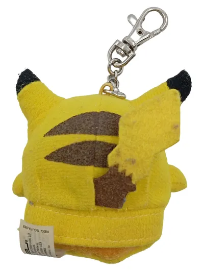 Hasbro Pokémon Pikachu Schlüsselanhänger Plüschfigur Gelb Retro