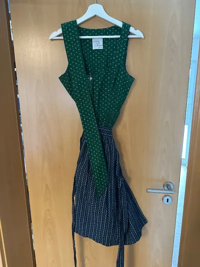 Ludwig & Therese Dirndl Trachtenkleid Damen Gr. 40 Grün Blau Baumwolle