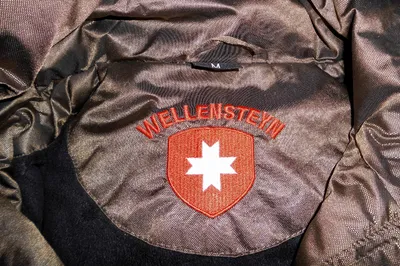 Wellensteyn Damen Outdoorjacke Gr. M Oliv Kapuze Multipocket