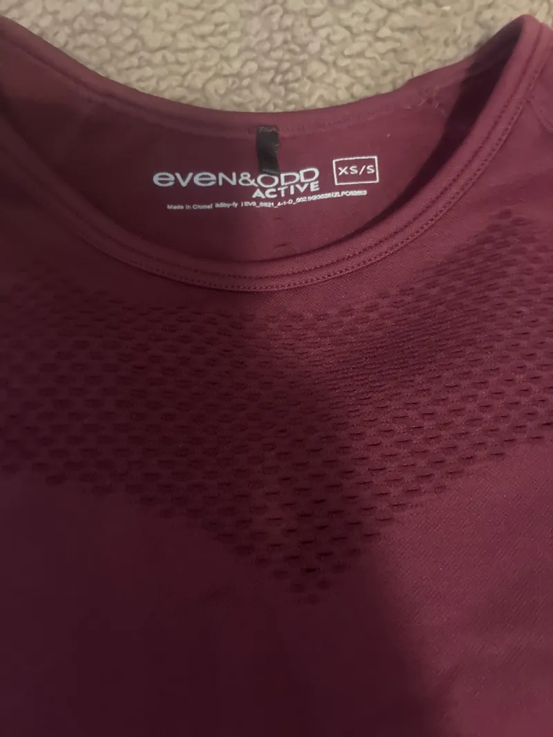 Even&Odd Active Crop Langarmshirt Damen XS/S Bordeaux Rot Sportshirt 2