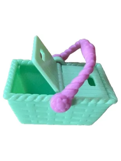 Hasbro Picknickkorb für Puppen, Puppenzubehör, Grün, 5 cm Höhe, 6 cm Breite