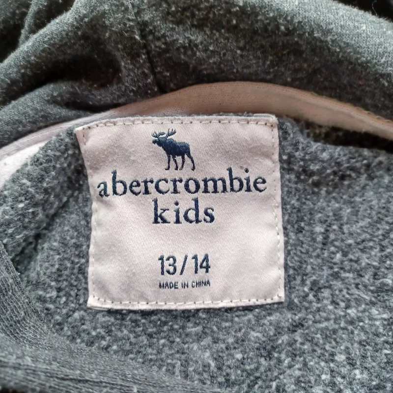 Abercrombie Kids Kapuzenpullover Hoodie Gr. 158 13/14 Grau Rot Logo 3