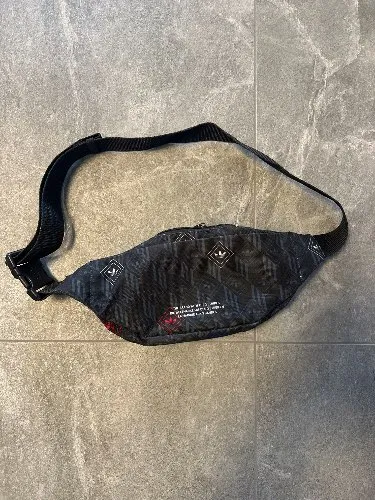 adidas Gürteltasche Bauchtasche Schwarz Logo-Print Sportlich 4