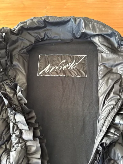 Airfield Damen Steppjacke Schwarz Gr. 36 S Rüschen