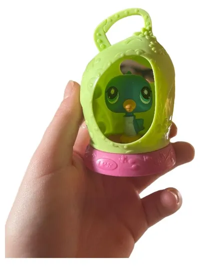 Hasbro Littlest Pet Shop Vogel im Käfig McDonald's 2011 Spielfigur Grün