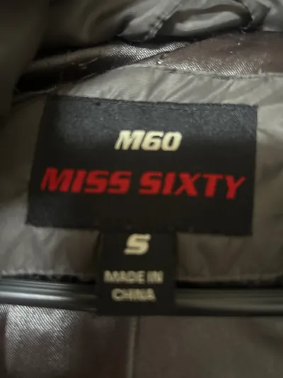 Miss Sixty Steppjacke Damen Winterjacke Kapuze Fellbesatz Grau Gr. S