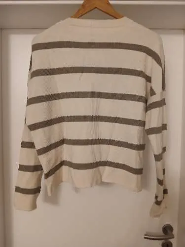 Hailys Damen Pullover Gr. S gestreift Zierknöpfe Beige Maritim
