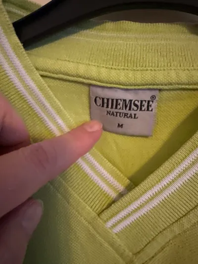 Chiemsee Natural Poloshirt Herren Gr. M Grün V-Ausschnitt Kurzarm
