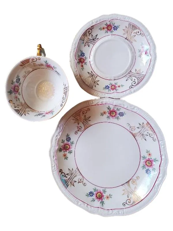 Bavaria Porzellan Kaffeegedeck 3-tlg Tasse Untertasse Teller Blumendekor Gold 1