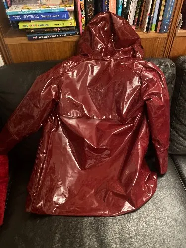 Jacadi Kinder Mädchen Regenjacke Windjacke Bordeauxrot Gr. 140