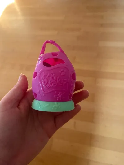 Hasbro Littlest Pet Shop Tragetasche Rosa McDonald's 2011 Zubehör